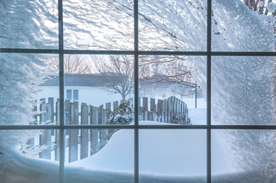 You are currently viewing Keep the Cold Out: How New Windows & Doors Save You Money This Winter